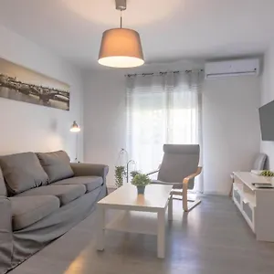 https://apartamento-santa-justa-seville.es-andalucia.com